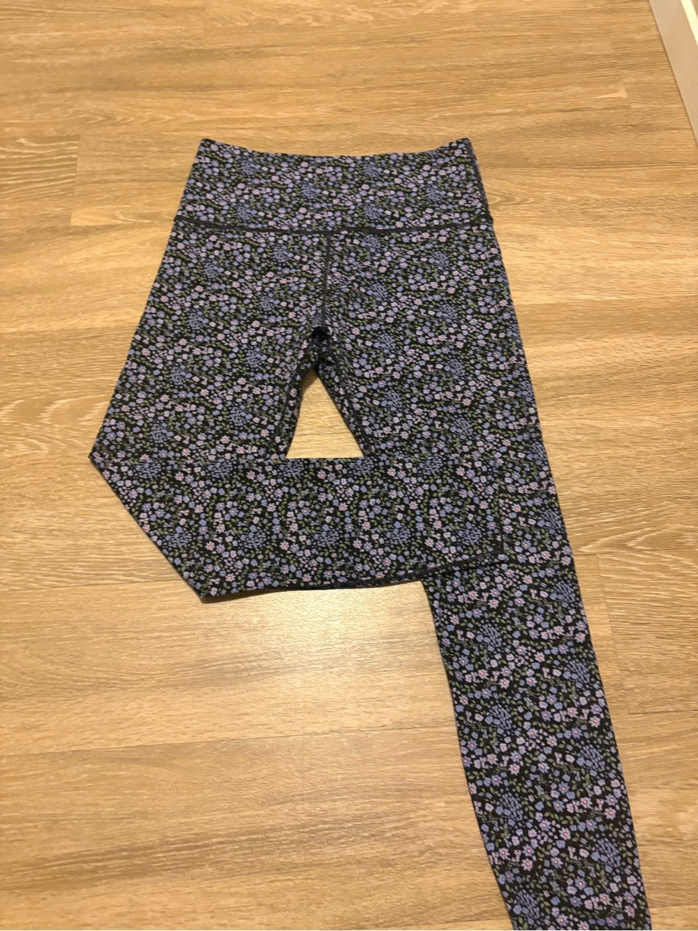 Knix x Ashley Graham HiTouch High Rise Essential Legging